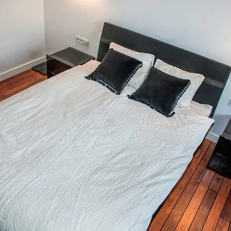 Marina View Luxury Old Town Апартаменты *