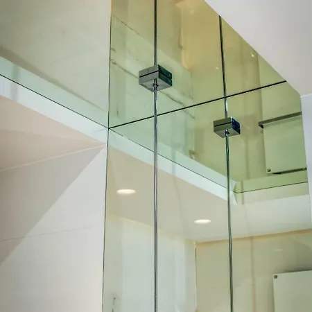 Marina View Luxury Old Town Apartment